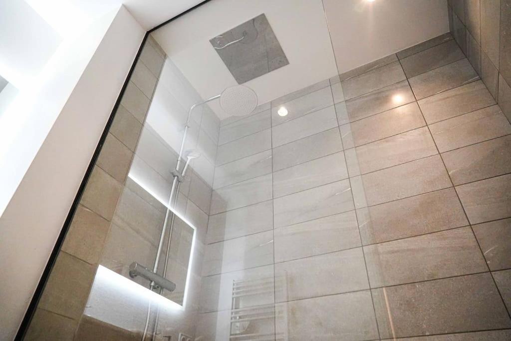 شقة Le Rive Hugo • Elegance & Art De Vivre Châteauroux المظهر الخارجي الصورة